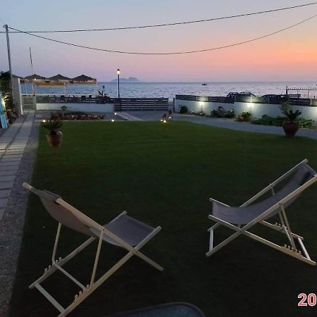 Coral Sea Apartment Kokkinos Pirgos Buitenkant foto