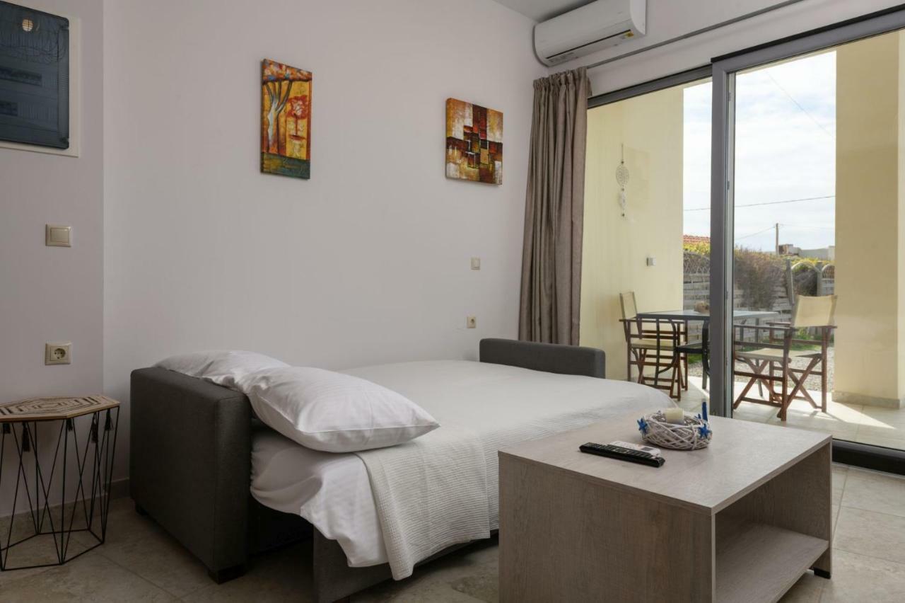Coral Sea Apartment Kokkinos Pirgos Buitenkant foto