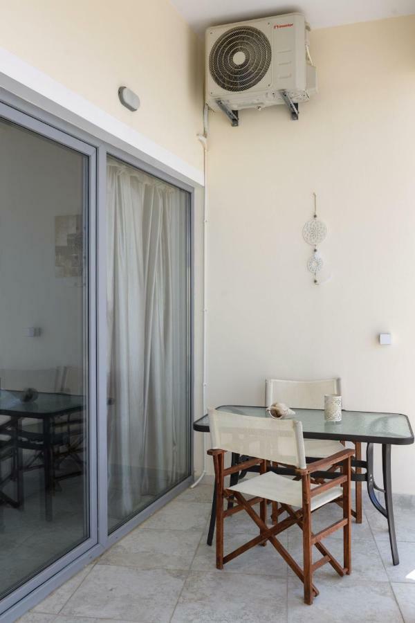 Coral Sea Apartment Kokkinos Pirgos Buitenkant foto