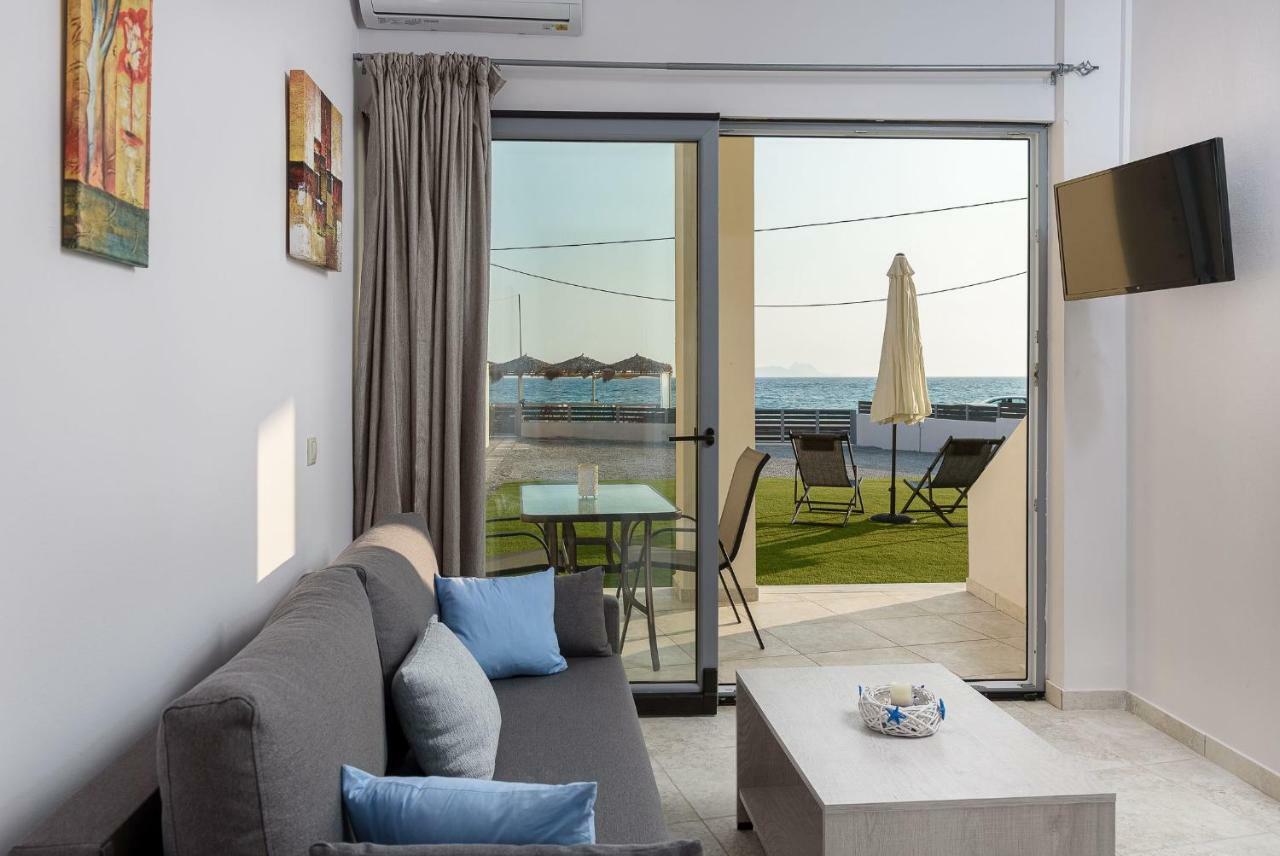 Coral Sea Apartment Kokkinos Pirgos Buitenkant foto